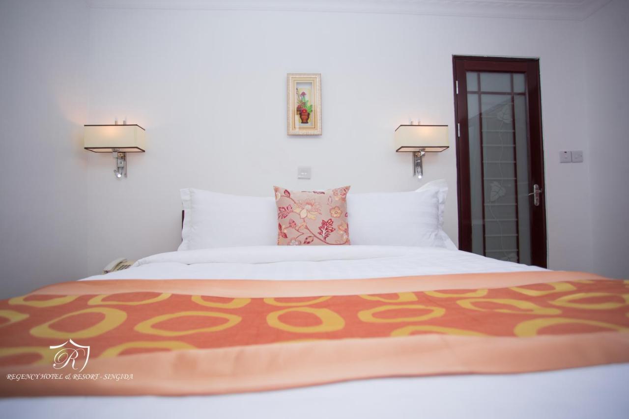Regency Resort Singida エクステリア 写真
