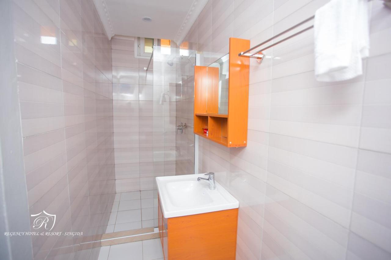 Regency Resort Singida エクステリア 写真