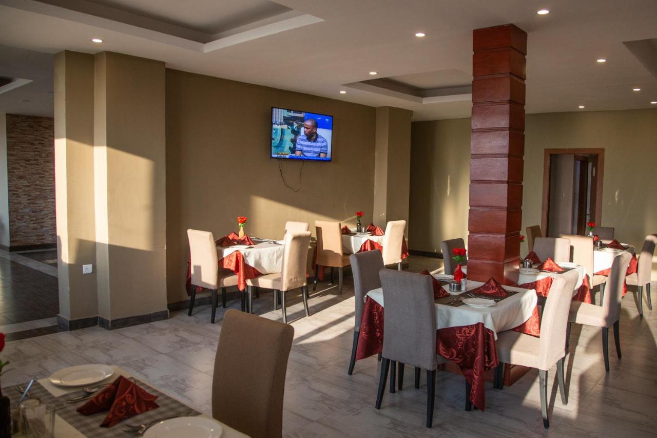 Regency Resort Singida エクステリア 写真
