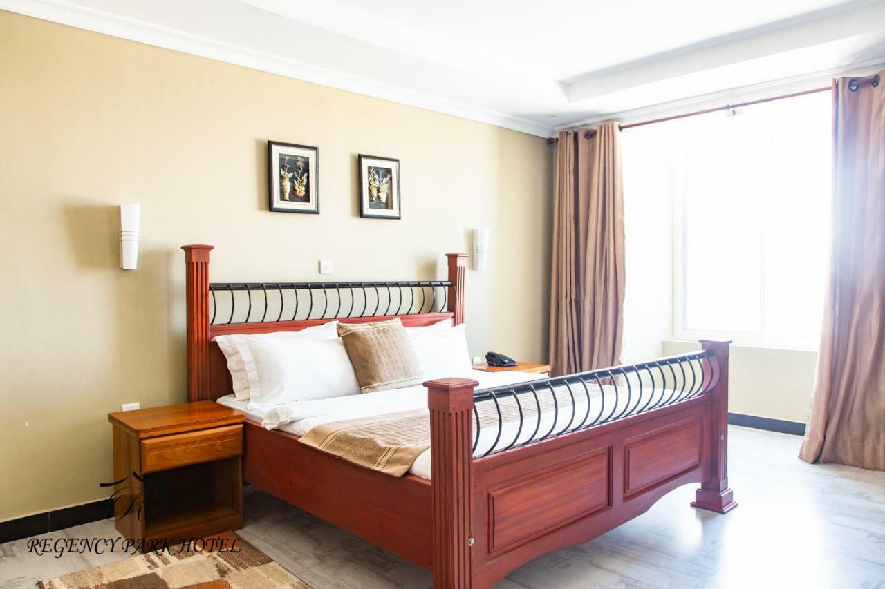 Regency Resort Singida エクステリア 写真
