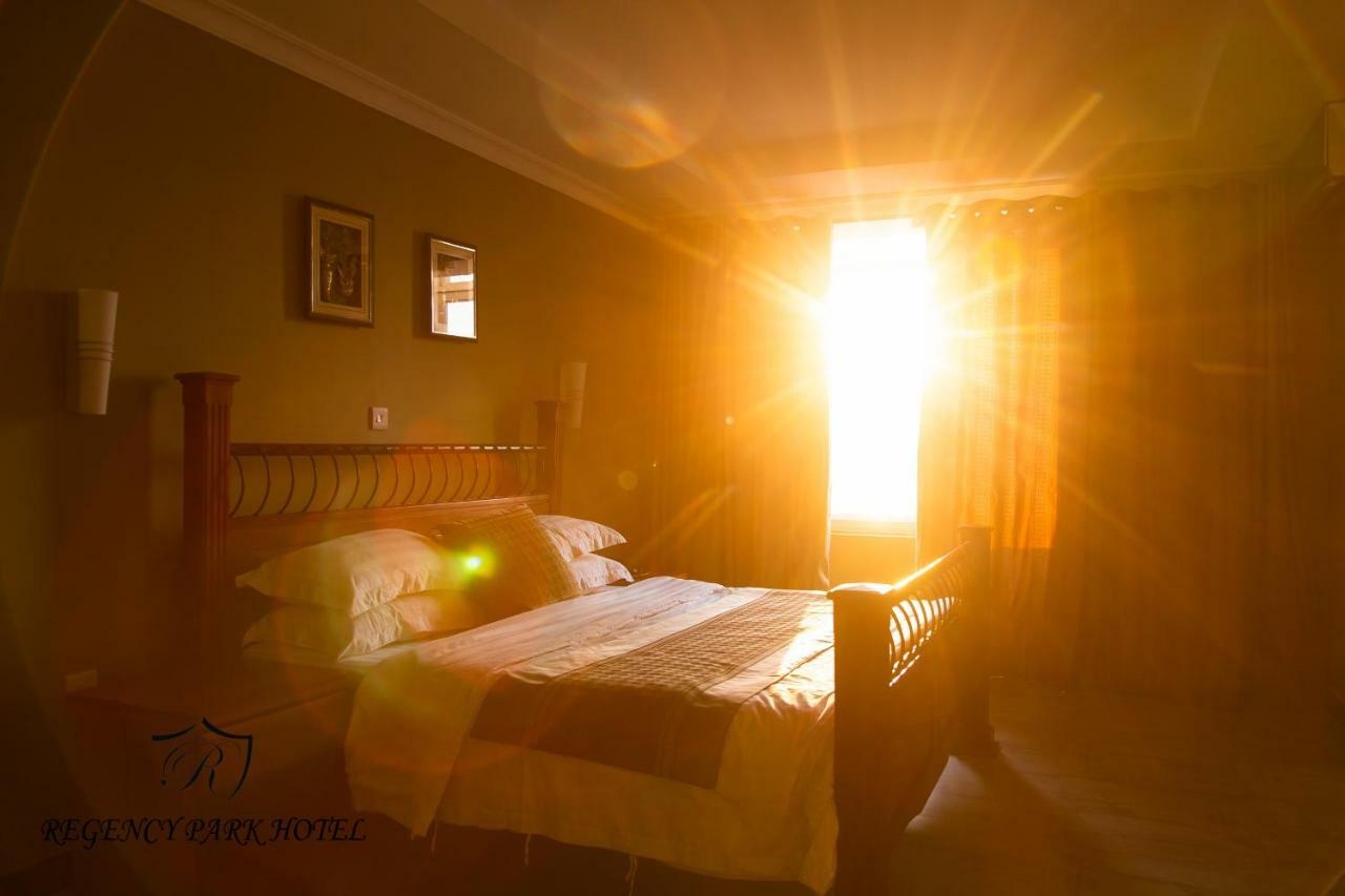 Regency Resort Singida エクステリア 写真
