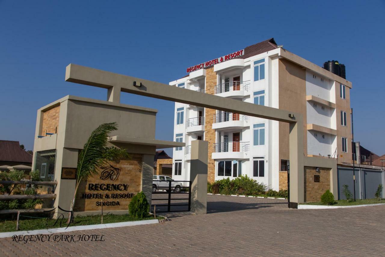 Regency Resort Singida エクステリア 写真