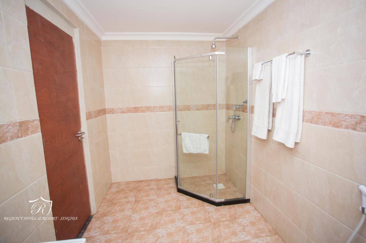 Regency Resort Singida エクステリア 写真