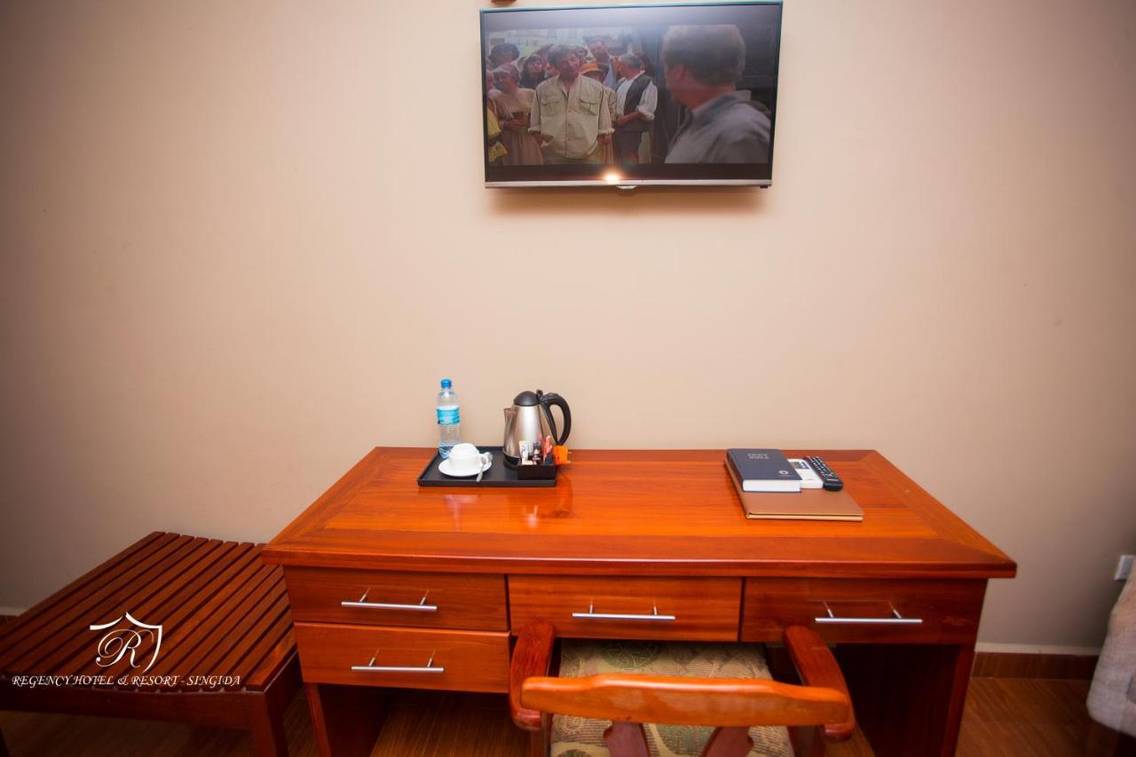 Regency Resort Singida エクステリア 写真